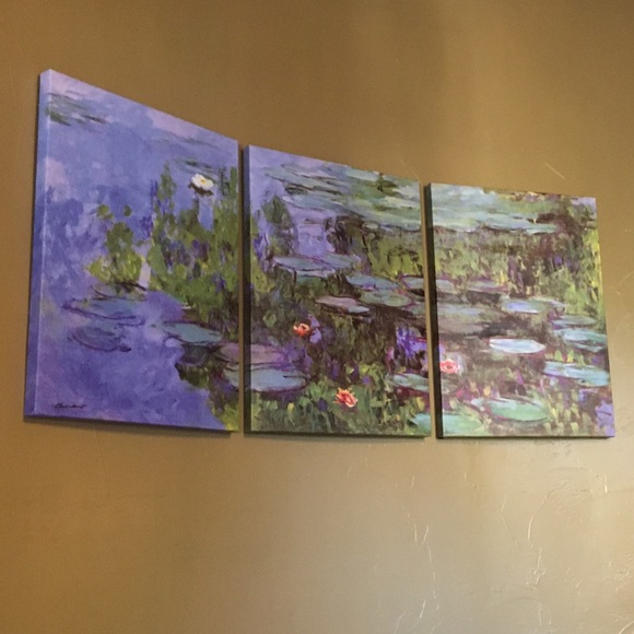 Monet canvas print water lilies. Set of three.